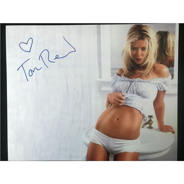 TARA REID SIGNED 8X10 - WWOC COA