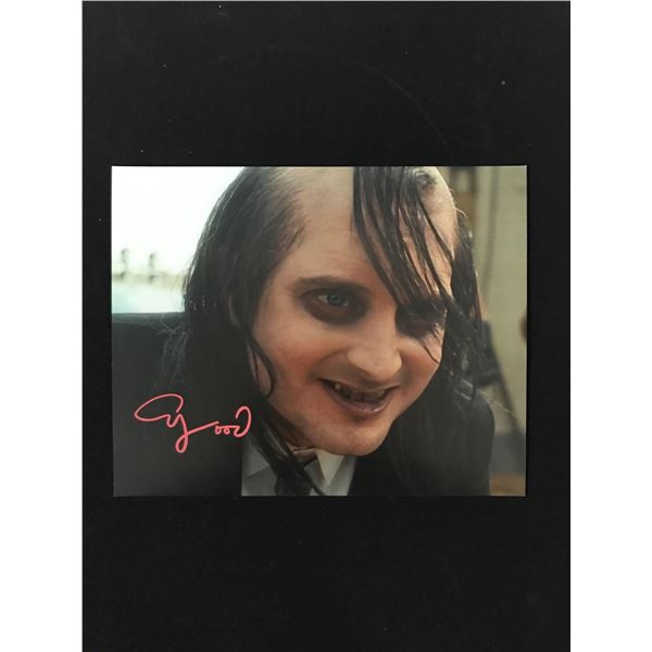 ELIJAH WOOD SIGNED 8X10 - WWOC COA