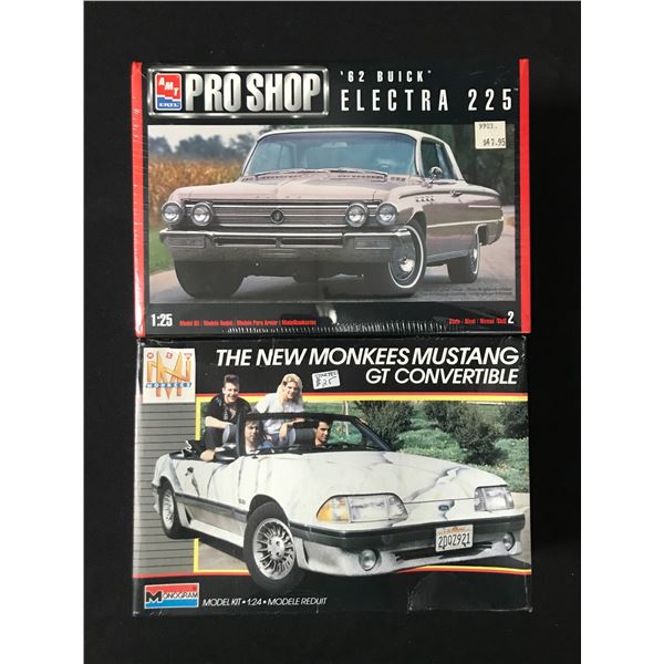 LOT OF 2 MODEL CAR KITS IN ORIGINAL PACKAGING