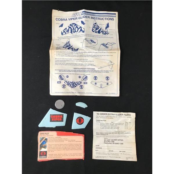 G.I JOE COBRA VIPER GLIDER SCCESSORIES AND INSTRUCTIONS LOT