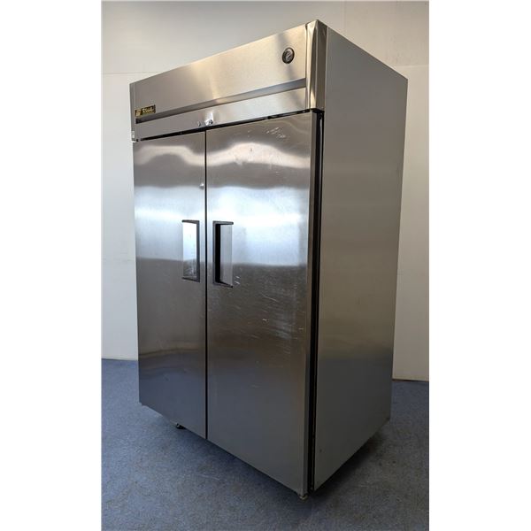 True TG2R-2S 51" Double Door Stainless Cooler