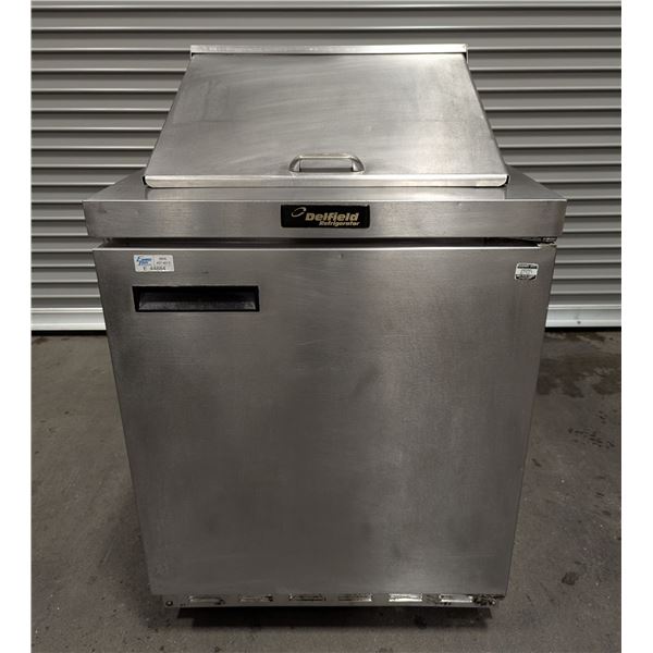 Delfield 27" Refrigerated Sandwich/Salad Prep Table