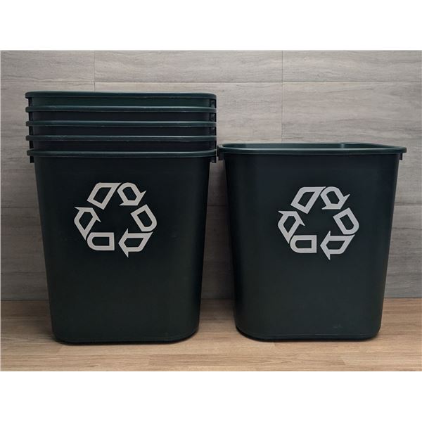 Rubbermaid 28qt Waste Baskets - Lot of 6