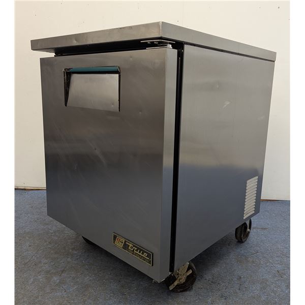 True TUC-27 27" Undercounter Cooler