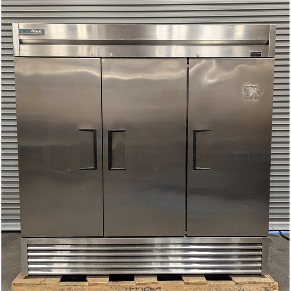 True T-72-HC 78" Three Door Stainless Cooler | 4725/R9