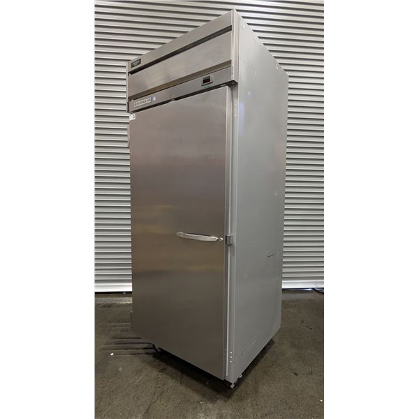 Beverage Air HR1W-1S-18 35" Wide Single Door Stainless Cooler | 6571/R9
