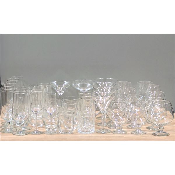 Assorted Glass - Approx. 30 | EC7/J-1
