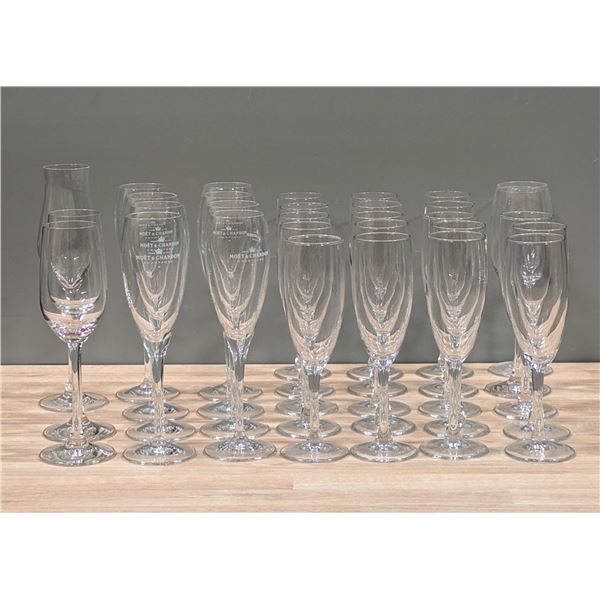 Champagne Glass - Approx.30 | Rack J / J-4