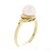 Image 7 : Classic Vintage 18K Yellow Gold 8mm Round White Pearl Solitaire Open Work Ring