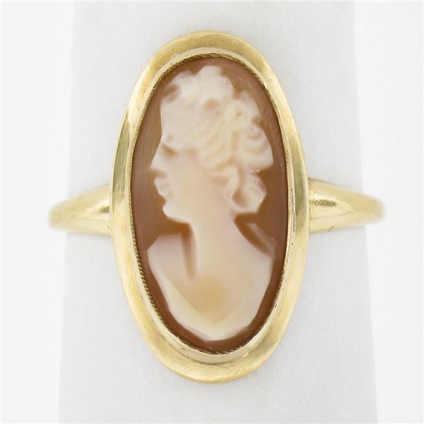 Vintage 10k Yellow Gold Elongated Oval Carved Shell Cameo Cocktail Ring