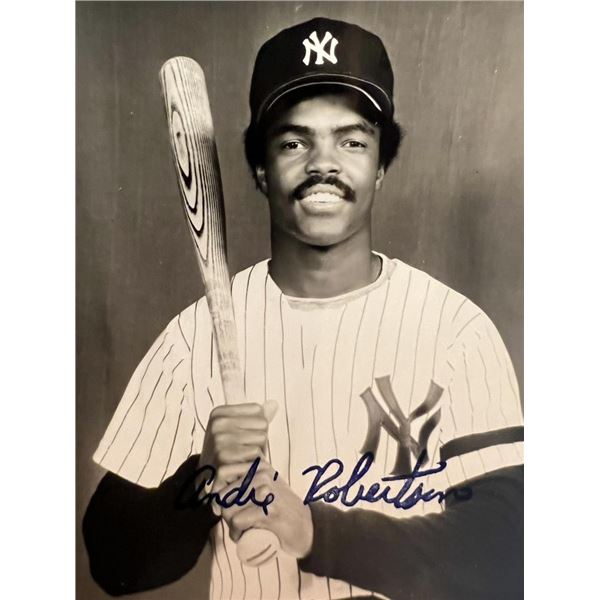 NY Yankee Andre Robertson signed photo