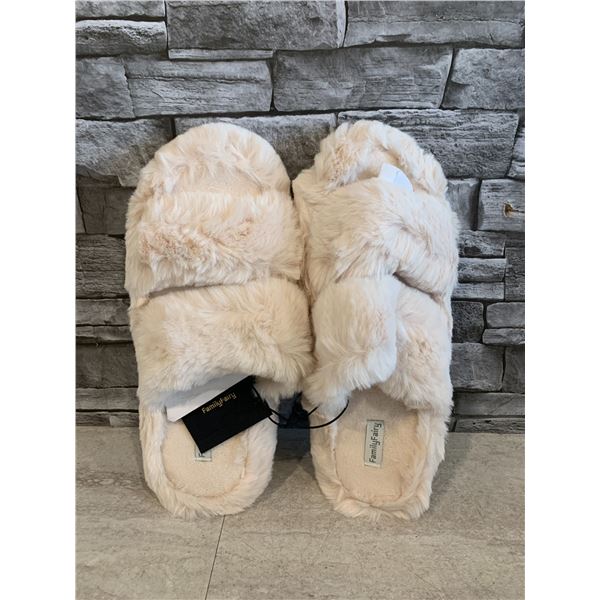 Fluffy White Open Toe Slippers - Size US 11-12