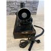 Image 8 : Antique 1920's - 30's Singer Sewing Machine - Works