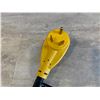 Image 4 : CAMCO 18 in Dogbone Electric Adapter With Easy Powergrip