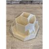 Image 2 : Modern Desk Organizer
