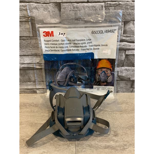 3M Rugged Comfort Quick Latch Half Facepiece Large 1