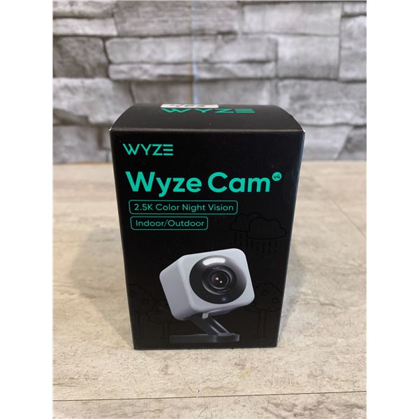 Wyze Cam 2.5k Colour Vision Indoor/Outdoor Plus Built-In Spotlight