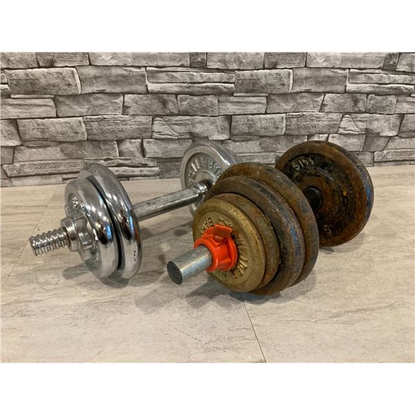 Lot of 2 Dumbbells - Cast Iron