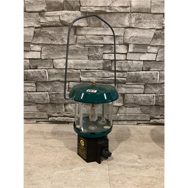 Vintage Canadian Tire  Single Mantel Camp Lantern w Original Globe