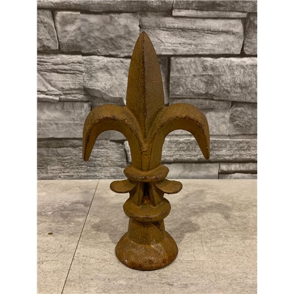 Vintage Fleur De Lis Cast Iron