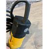 Image 12 : Dewalt Trim Router DW670