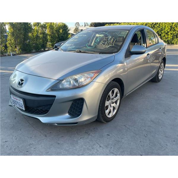 MAZD MAZDA3 2013 T-DONATION