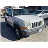 Image 2 : JEEP LIBERTY 2006 T-DONATION