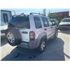 Image 3 : JEEP LIBERTY 2006 T-DONATION