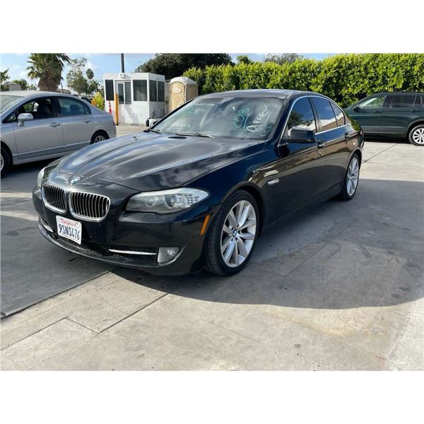 BMW 528I 2013 SALV T/DONATION