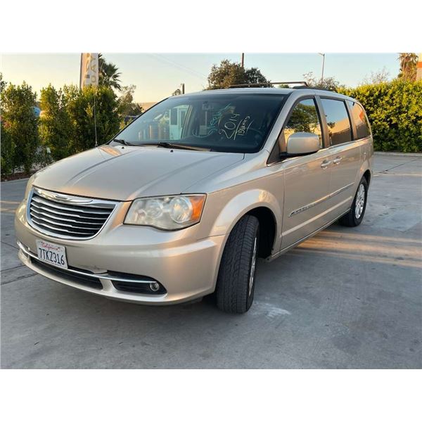 CHRY TOWN & COUNTRY 2014 T-REPO 2 DAYS