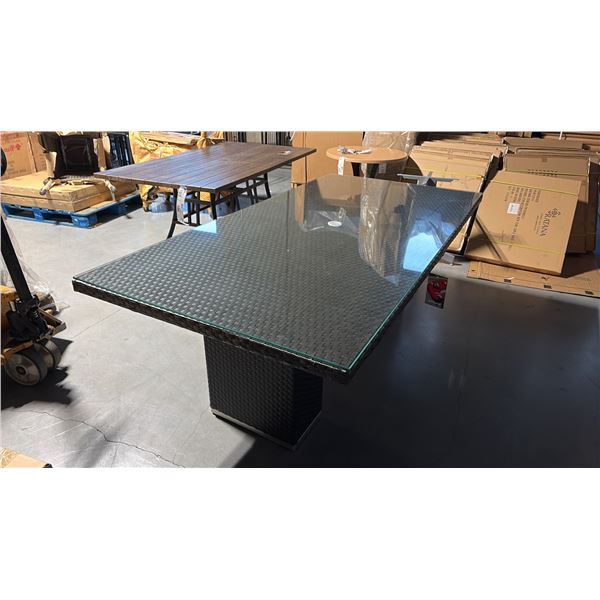 RATANA BRISBANE 84"X42" PATIO TABLE COMES WITH GLASS TOP