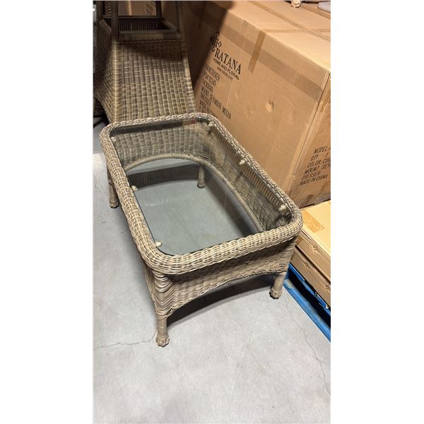 RATANA RESIN 32"X21" COFFEE TABLE