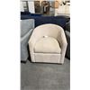 Image 2 : 4006 BEIGE ASTON ARMCHAIR
