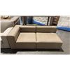 Image 2 : CONCEPT 200 FOSTER ANTELOPE 75" REVERSABLE MODULAR SOFA