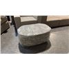 Image 1 : 3017 OVAL GREY PATTERNED OTTOMAN