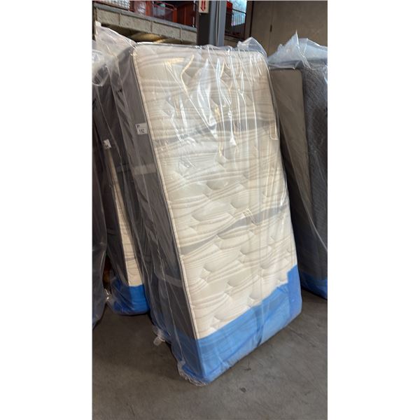 RESTONIC LIMITED FOXGLOVE SHORT SINGLE MATTRESS WITH 3X COOLING, GEL INFUSED MEMORY FOAM AND ZONED