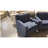 Image 7 : 2093 ASTON MARINE 82"W SOFA, 2093 ASTON MARINE 60"W LOVESEAT & 2093 ASTON MARINE ARMCHAIR