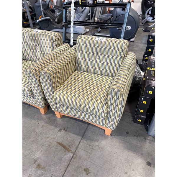 GREEN PATTERNED LOUNGE CHAIR