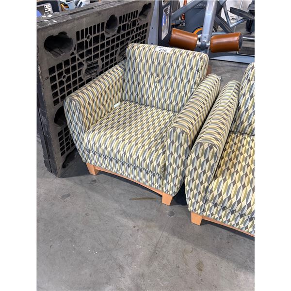 GREEN PATTERNED LOUNGE CHAIR