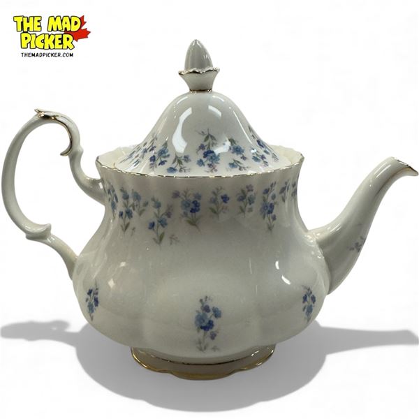 Vintage Royal Albert ''Memory Lane'' Teapot