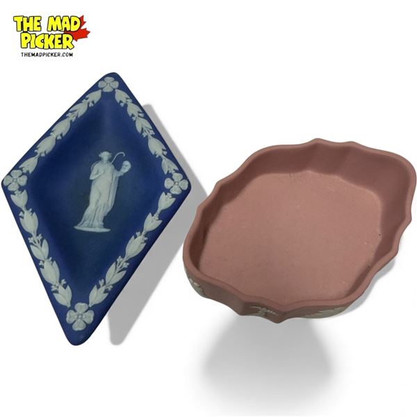 2 Pieces Of Vintage Wedgwood