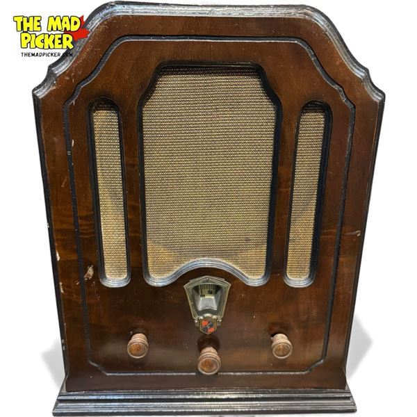 Vintage Cathedral Radio