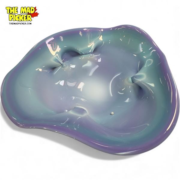 Vintage Morna Tudor Art Glass Bowl With Singular Pearl