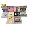 Image 1 : 10 Assorted Vintage Records, The Kinks, The Supremes, The Moody Blues, David Bowie, Etc..