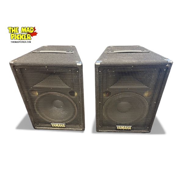Pair Of Yamaha Speakers Model 512E