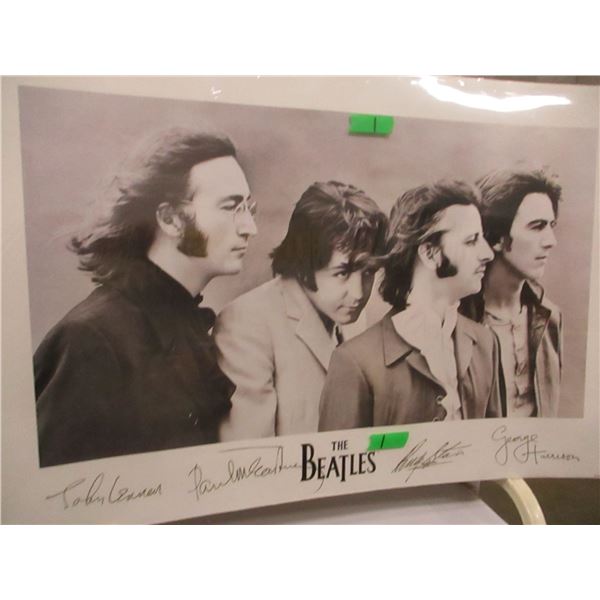 COLLECTABLE:  PICTURE OF THE BEATLES WITH SIGNATURES