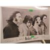 Image 1 : COLLECTABLE:  PICTURE OF THE BEATLES WITH SIGNATURES