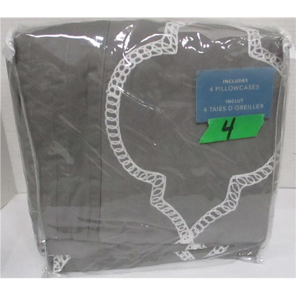 NEW:  DOUBLE SHEET SET C/W FOUR PILLOW CASES