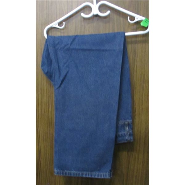 NEW:  DENIM JEANS (SIZE 42W X 30"L)