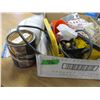 Image 2 : BOX C/W WORK LITE, DRYER VENT HOSE, NEW PAINT (1L), ETC
